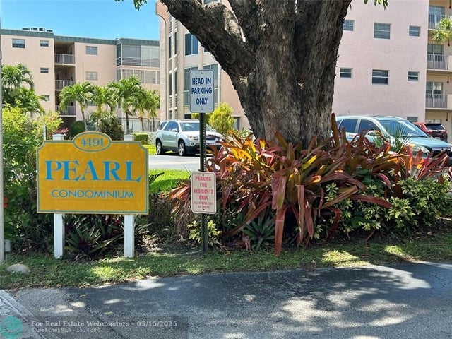 2 of 26 - 4191 Nw 41st St 312, Lauderdale Lakes, FL