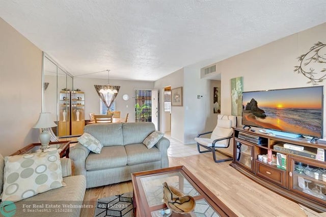 2 of 33 - 2841 Somerset Dr 318, Lauderdale Lakes, FL