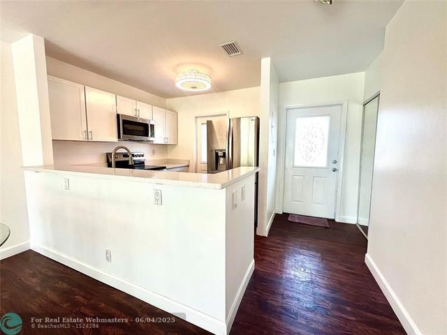 1 of 38 - 5001 W Oakland Park Blvd 111, Lauderdale Lakes, FL