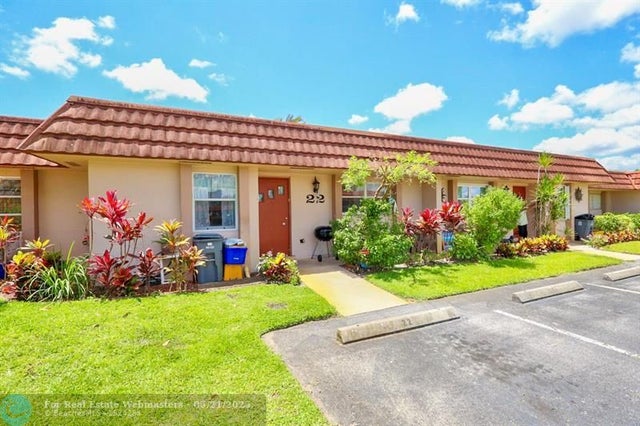 5725 Fernley Dr 22, West Palm Beach