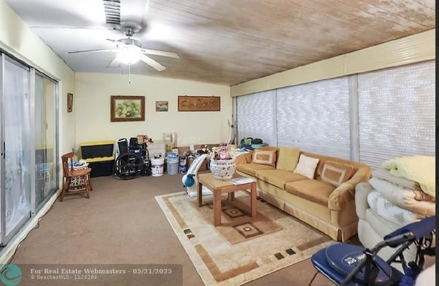 5 of 25 - 5725 Fernley Dr 22, West Palm Beach, FL