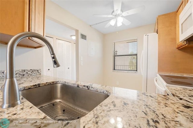 3 of 41 - 10101 Sunrise Lakes Blvd 410, Sunrise, FL