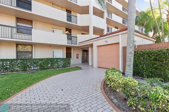 5 of 27 - 2767 Carambola Cir 402, Coconut Creek, FL