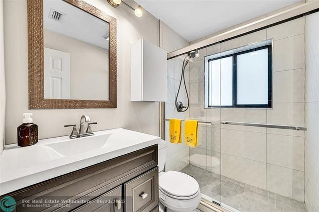 5 of 46 - 3319 Oak Dr 3319, Hollywood, FL