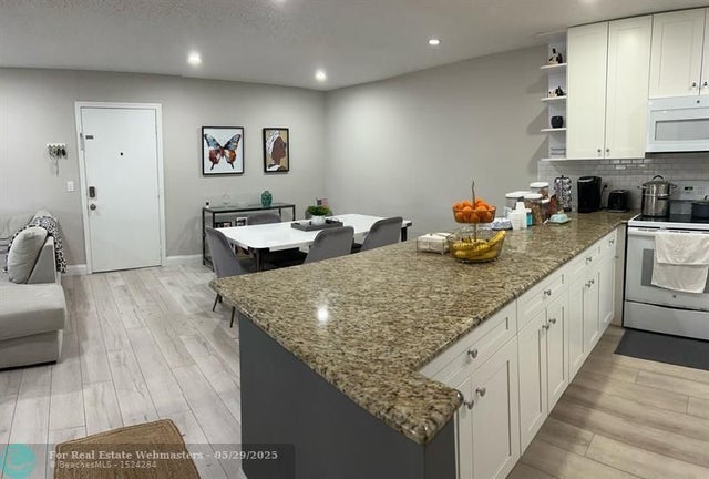 2 of 17 - 22755 Sw 66th Ave 203, Boca Raton, FL
