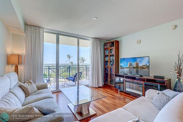 3 of 39 - 610 W Las Olas Blvd 911n, Fort Lauderdale, FL
