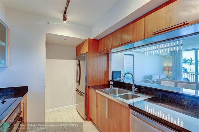5 of 39 - 610 W Las Olas Blvd 911n, Fort Lauderdale, FL
