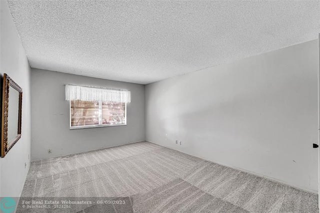 4 of 23 - 3048 E Sunrise Lakes Dr 112, Fort Lauderdale, FL