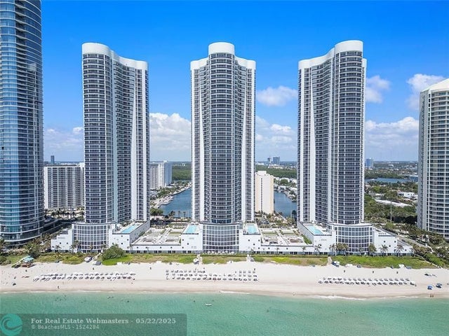 5 of 74 - 16001 Collins Ave 2001, Sunny Isles Beach, FL