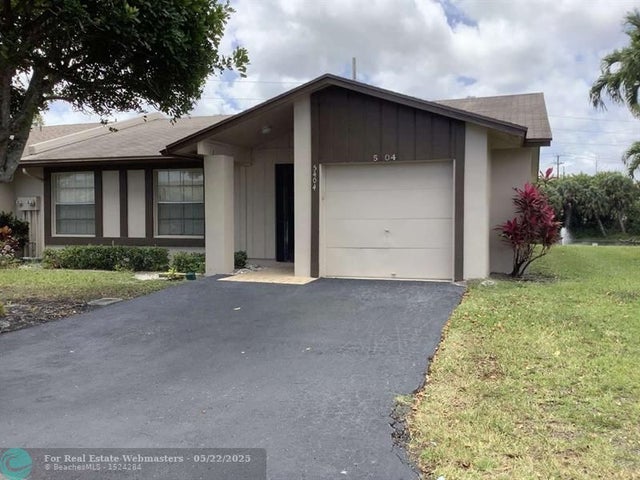 1 of 33 - 5404 Viburnum Cir, Delray Beach, FL