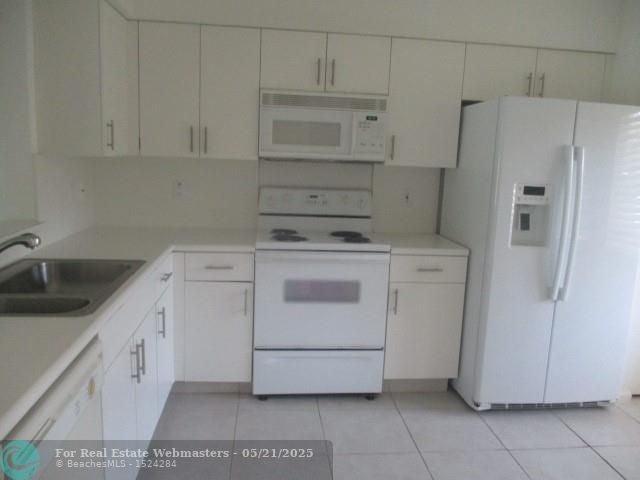 2 of 20 - 5810 Crystal Shores Dr 102, Boynton Beach, FL