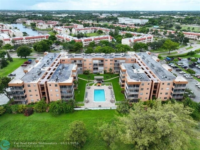2 of 11 - 3048 E Sunrise Lakes Dr 313, Fort Lauderdale, FL