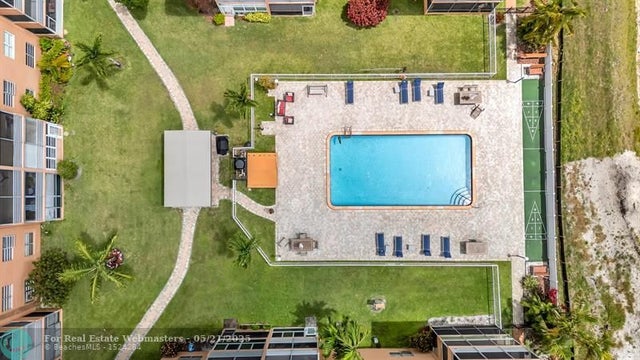 5 of 11 - 3048 E Sunrise Lakes Dr 313, Fort Lauderdale, FL