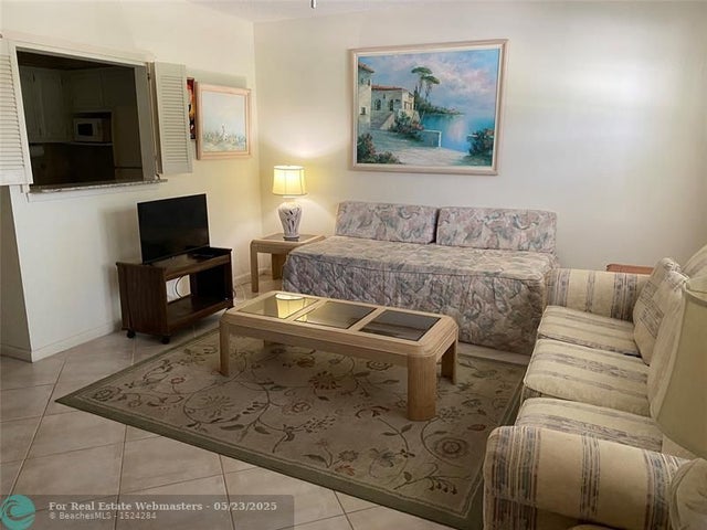 1 of 31 - 2025 Berkshire B 2025, Deerfield Beach, FL