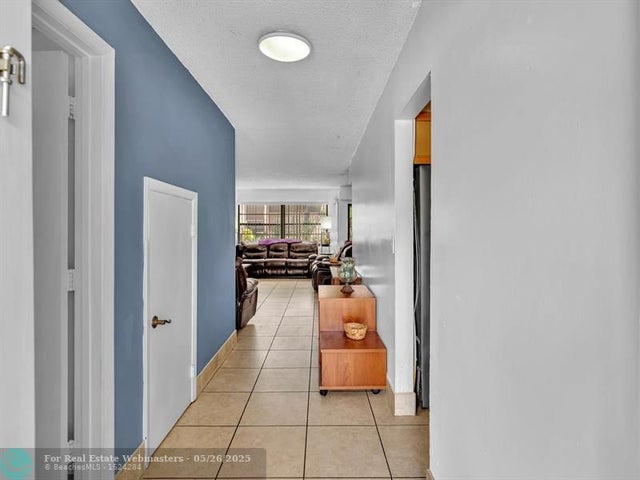 4 of 39 - 12 Toledo Ct 12, Davie, FL