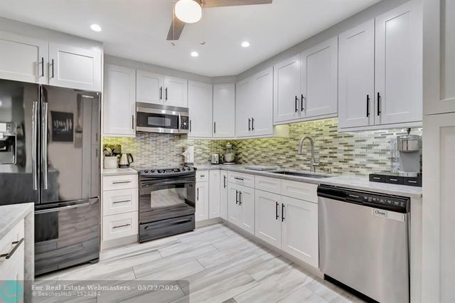 4 of 37 - 8051 Ambach Way 25-b, Hypoluxo, FL