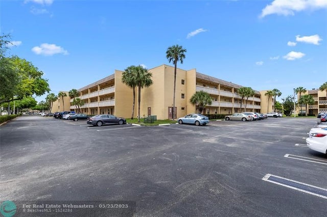 1 of 32 - 5800 Nw 64th Ave 311, Tamarac, FL