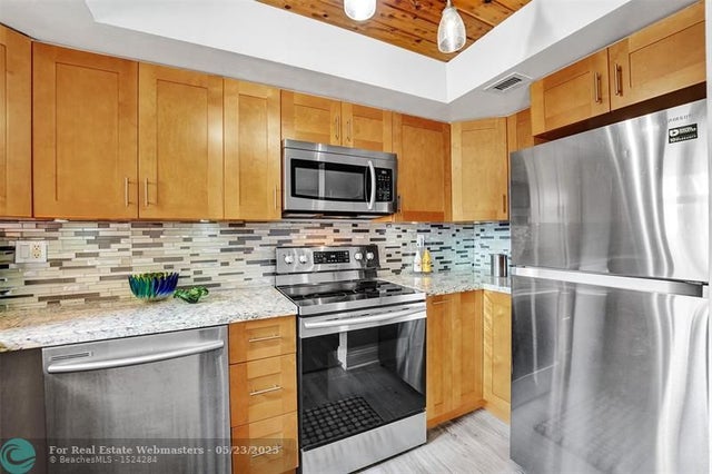 3 of 17 - 701 Nw 19th St 300, Fort Lauderdale, FL
