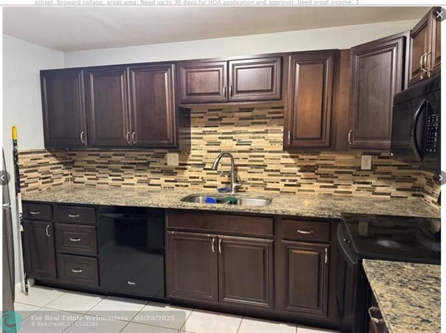 3 of 11 - 6784 Sw 39th Ct 6784, Fort Lauderdale, FL