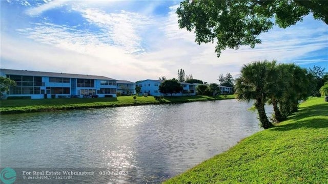 1 of 16 - 57 Northampton C C, West Palm Beach, FL