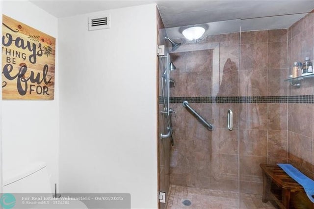 5 of 14 - 333 Sunset Dr 104, Fort Lauderdale, FL