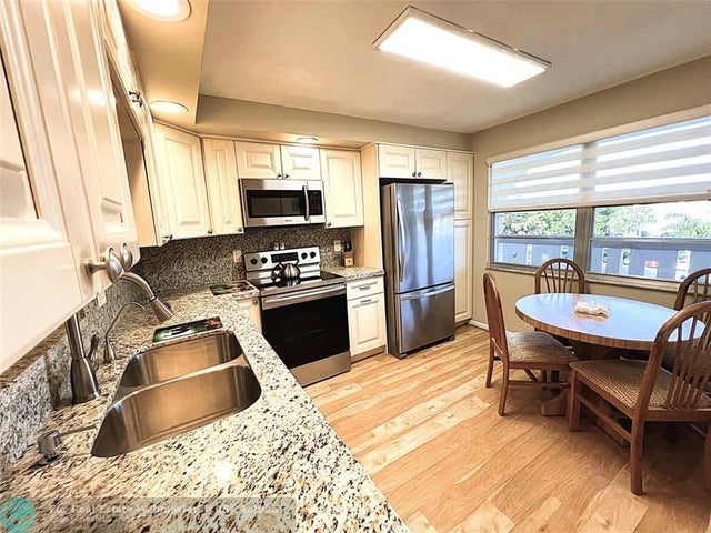 5 of 39 - 2202 Lucaya Bend N-4, Coconut Creek, FL