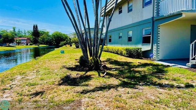 3 of 21 - 552 Monaco L L, Delray Beach, FL