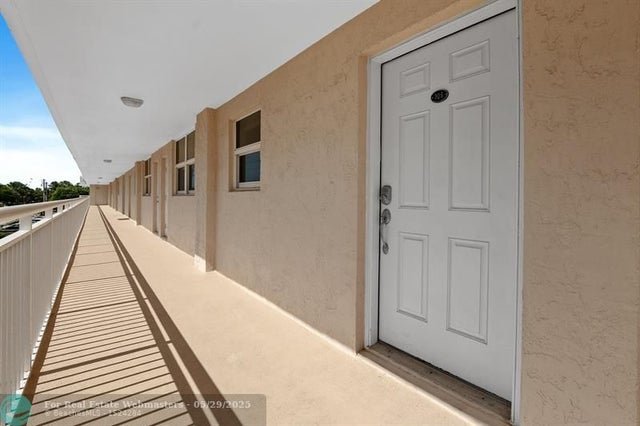 5 of 31 - 1051 Hillsboro Mile 305e, Pompano Beach, FL