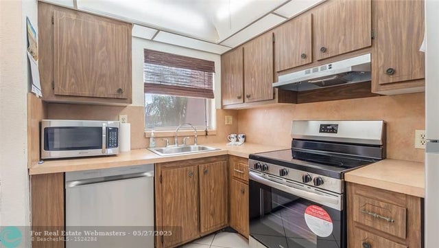 1 of 39 - 9750 Sunrise Lakes Blvd 302, Sunrise, FL