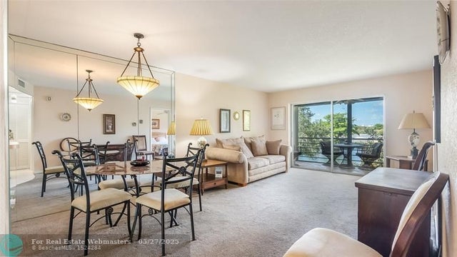 2 of 39 - 9750 Sunrise Lakes Blvd 302, Sunrise, FL