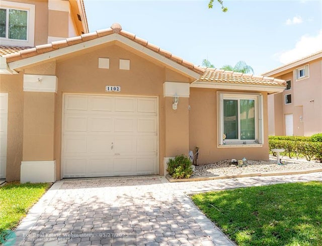 1 of 27 - 1102 Sw 158th Ave, Pembroke Pines, FL