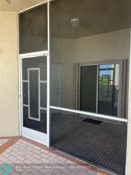 2 of 22 - 7592 Trent Dr 408, Fort Lauderdale, FL