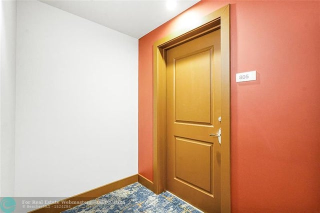 2 of 54 - 315 Ne 3rd Ave 805, Fort Lauderdale, FL
