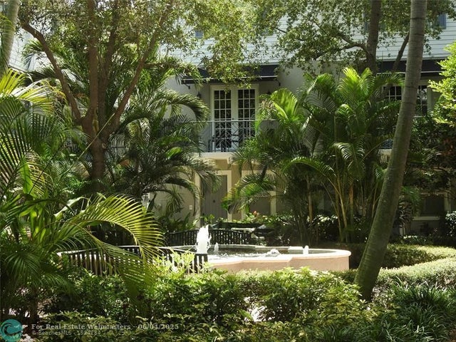 5 of 29 - 2299 Ne 9th Ave 2299, Wilton Manors, FL