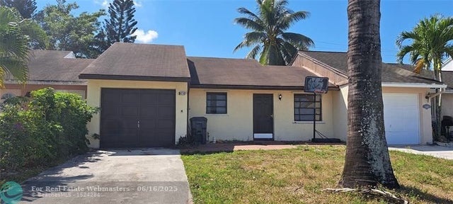 3 of 18 - 5078 Ambler Ln 01, Lake Worth, FL