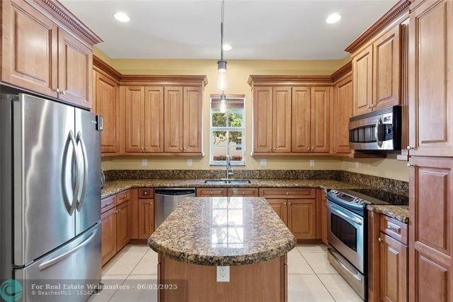 4 of 29 - 8318 Nw 7th Ct 8318, Boca Raton, FL
