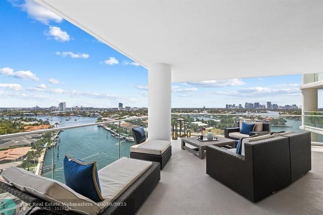 5 of 53 - 3055 Harbor Dr 1403, Fort Lauderdale, FL