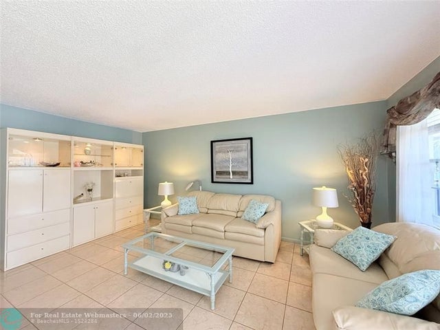2 of 45 - 15 Markham A 15, Deerfield Beach, FL