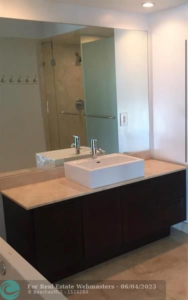 4 of 9 - 150 Sunny Isles 1802, Sunny Isles Beach, FL