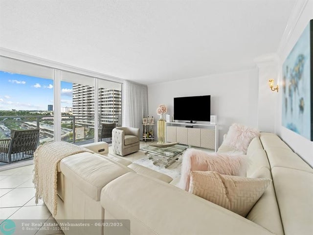 2 of 21 - 2030 S Ocean Dr 626, Hallandale, FL