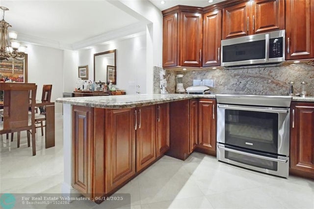 3 of 23 - 405 N Ocean Blvd 1918, Pompano Beach, FL