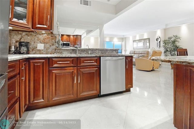 5 of 23 - 405 N Ocean Blvd 1918, Pompano Beach, FL