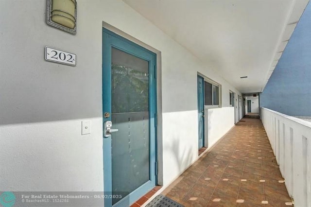 4 of 36 - 818 Se 4th St 202, Fort Lauderdale, FL