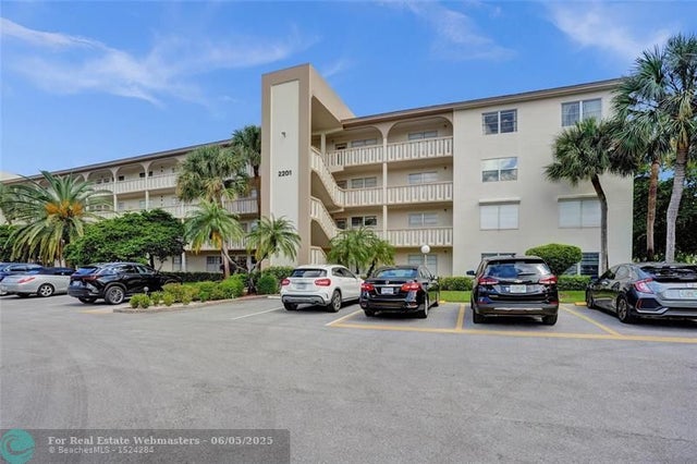 3 of 36 - 2201 Lucaya Bnd J3, Coconut Creek, FL