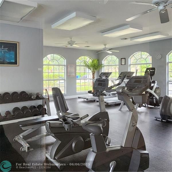 4 of 17 - 2577 Sw 83rd Ter 102, Hollywood, FL