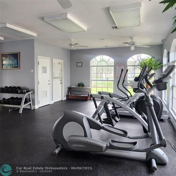 5 of 17 - 2577 Sw 83rd Ter 102, Hollywood, FL