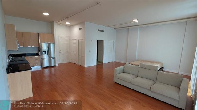 2 of 12 - 2100 Van Buren St 309, Hollywood, FL