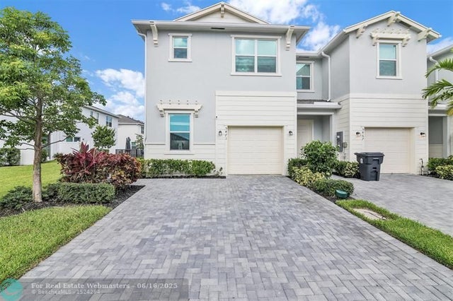 1 of 42 - 5471 Flannigan Way, Lake Worth, FL