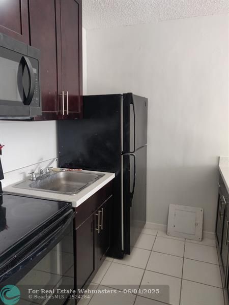 3 of 16 - 251 Nw 177th St 119, Miami, FL