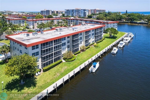 2 of 40 - 3050 Ne 48th Ct 405, Lighthouse Point, FL